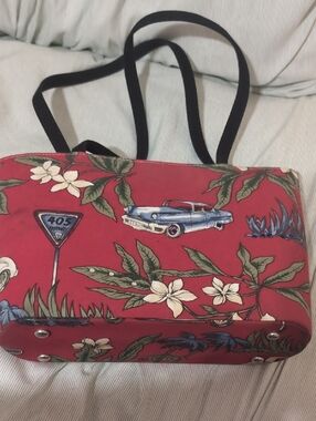 Classic Floral Print Tote Bag in Red